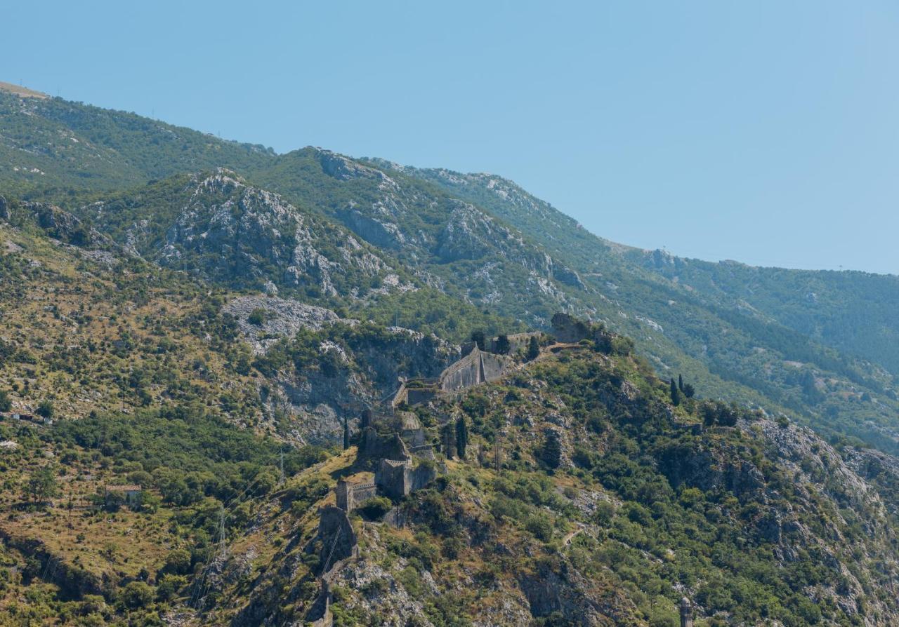 Berge Apartments Kotor Exterior foto